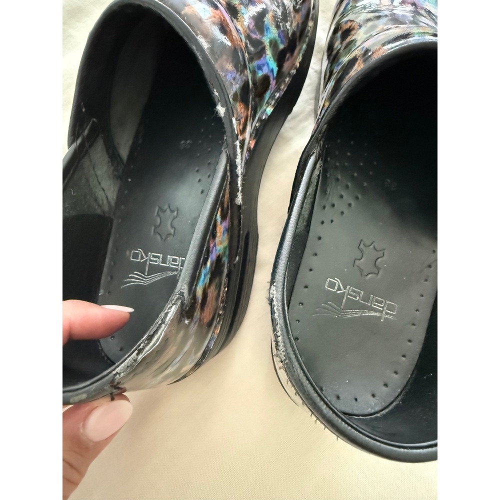 Dansko Iridescent Leopard Patent Clogs EU 38 Nurse Y2K Comfort Shoes - Picture 4 of 6